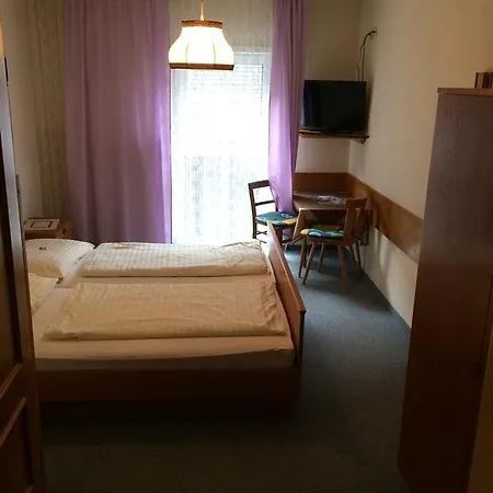 Gasthof Zur Post Мини-отель *
